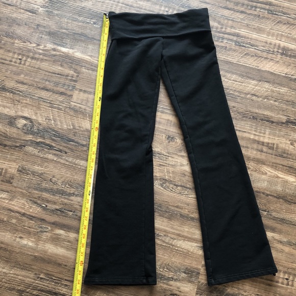 3/$25 - SWS black cotton/spandex yoga pants - Picture 5 of 11
